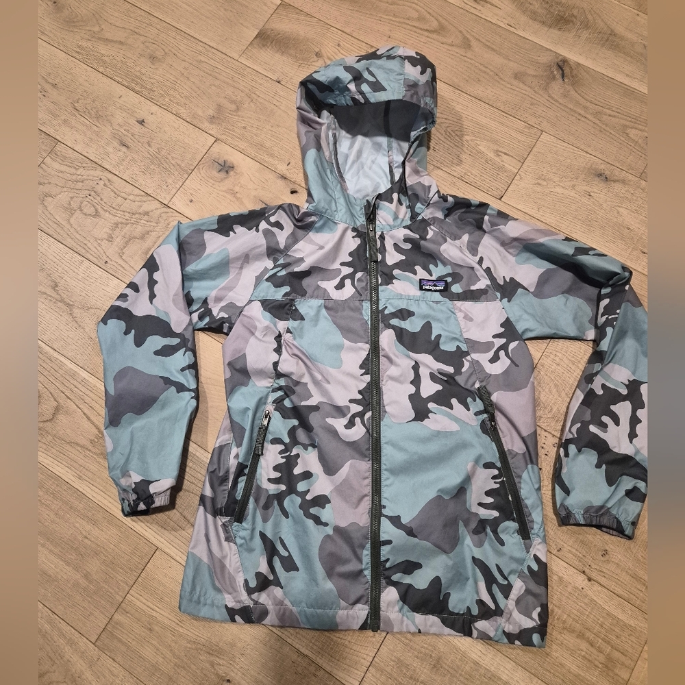 Boys Patagonia Gray /greenCamouflage Jacket